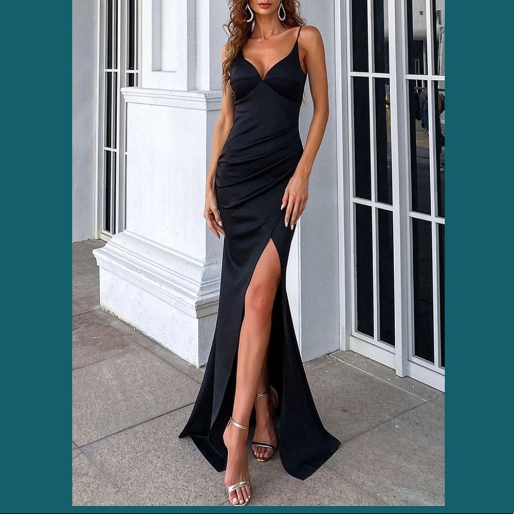 Black mermaid prom dress